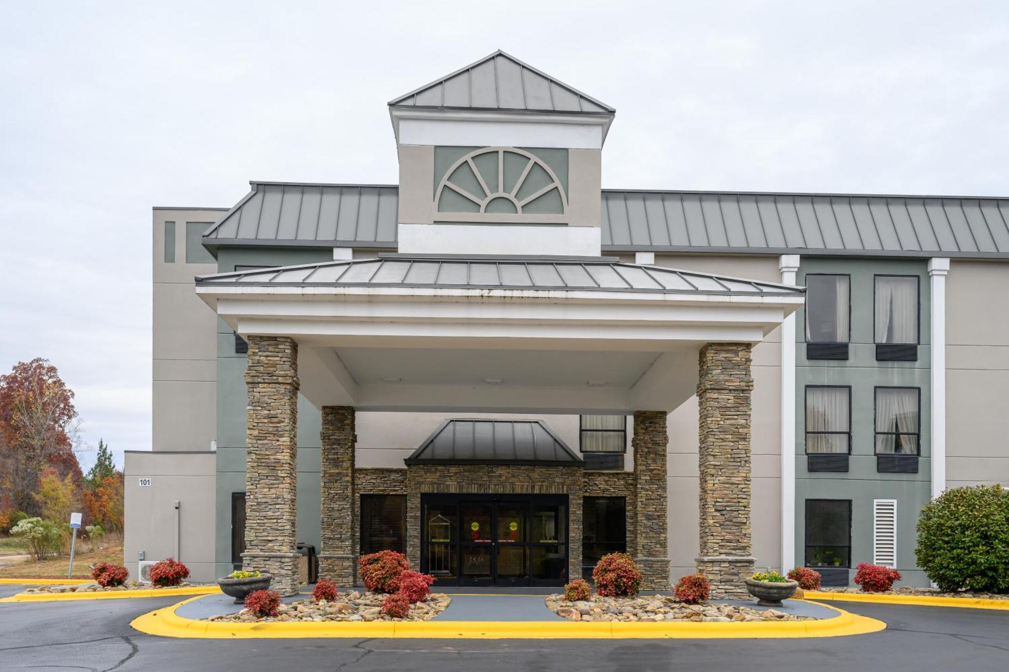 Quality Inn & Suites Lexington Exterior foto